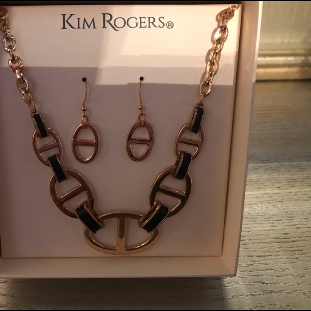 Kim Rogers Jewelry set….brand new